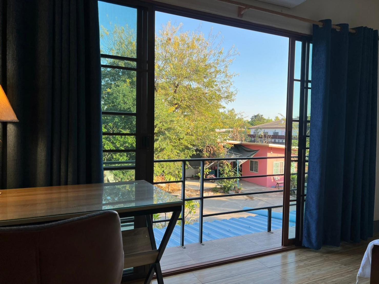 V Tharm Hotel 우돈타니 외부 사진